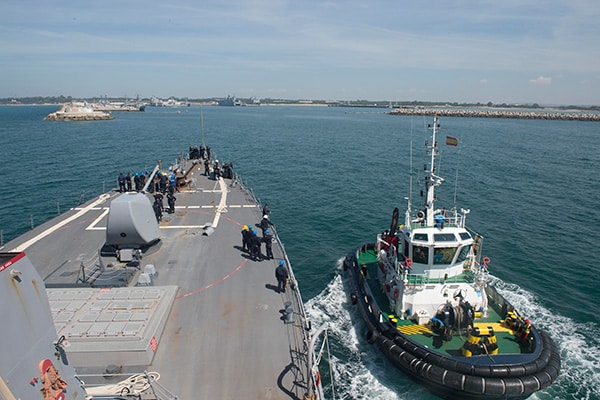El destructor USS Donald Cook llega el pasado abril a Rota, España. Foto: US Navy photo by Mat Murch (CC BY 2.0)