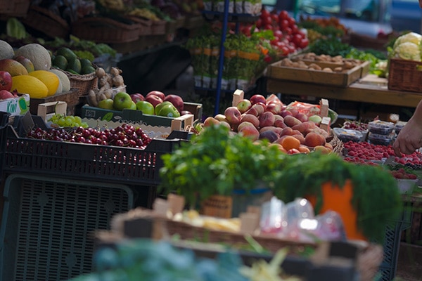 Mercado en Cracovia. Foto: JD Lasica (CC BY 2.0)