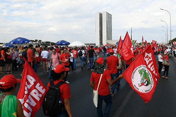 Demonstration in support of Lula da Silva in Brasilia on August 15. Photo: Senado Federal (CC BY 2.0)