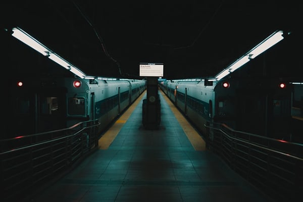 Estación de Grand Central Terminal de Nueva York durante la pandemia del COVID-19. Foto: Alec Favale (@alecfavale)