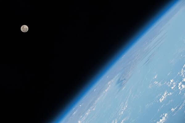 The Full Moon above the Indian Ocean. Photo: NASA Johnson (CC BY-NC-ND 2.0)