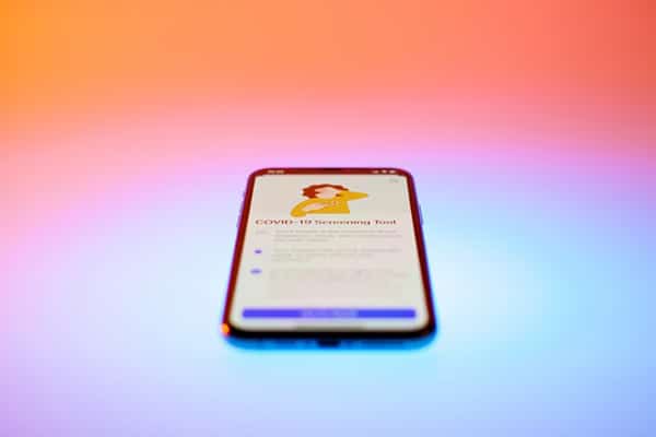 COVID-19 Screening Tool de Apple. Foto: Brian McGowan (@sushioutlaw)