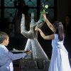 Cambio de rosa de la paz ayer en el 20º aniversario de la firma del Acuerdo de Paz en Guatemala. Foto: Gobierno de Guatemala