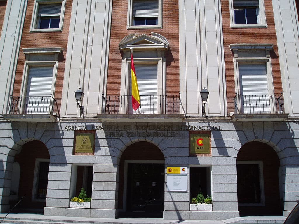 Sede de la AECID (Agencia Española de Cooperación Internacional para el Desarrollo) en Madrid, España. Foto: Panarria (Wikimedia Commons /CC BY-SA 3.0). Blog Elcano