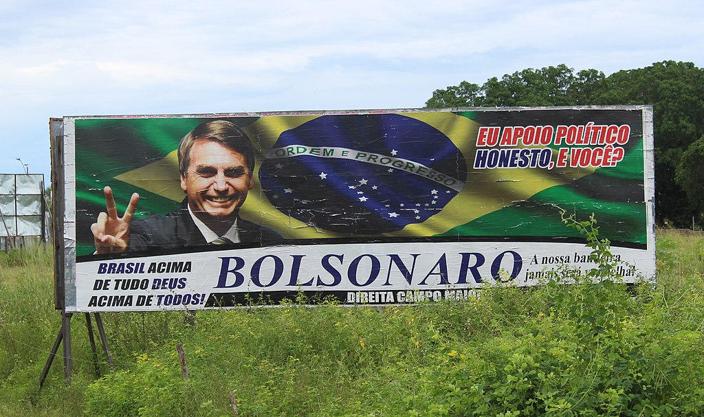Valla de la campaña de Jair Bolsonaro en la carretera federal BR-343. Foto: Almanaque Lusofonista (trabajo propio) (Wikimedia Commons / CC BY 3.0 BR). Blog Elcano