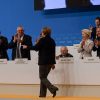 Angela Merkel sube al podio, aplaudida por Ursula von der Leyen y Armin Laschet (entre otros), en la conferencia federal de la CDU en Karlsruhe (2015). Foto: Olaf Kosinsky (Wikimedia Commons / CC BY-SA 3.0). Blog Elcano