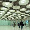 Interior de la Terminal 4 (T4) del aeropuerto de Madrid-Barajas. Foto: Thomas Stellmach from Rotterdam (Netherlands) (Wikimedia Commons/CC BY-SA 2.0)
