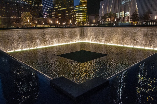 Museo y monumento del 11-S en Nueva York. Foto: John St John / Flickr (CC BY-NC-ND 2.0). Blog Elcano