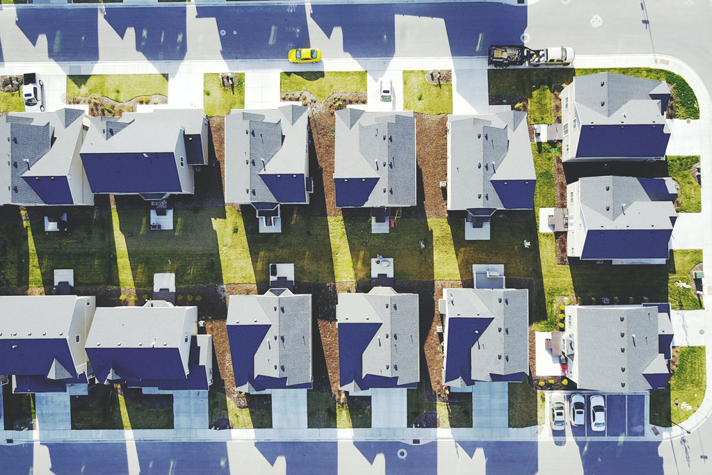 The fall and stagnation of the global middle class. Housing development the US. Photo: Blake Wheeler (@blakesox). Elcano Blog