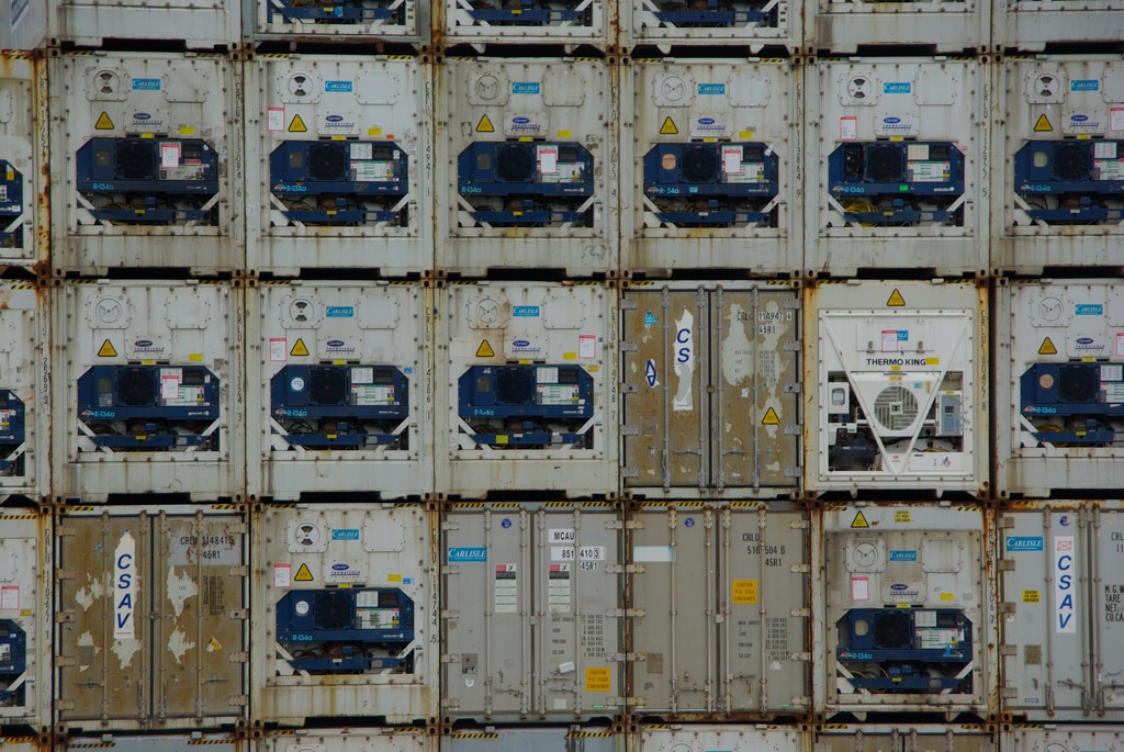¿Existe un milagro de la exportación española? Containers en el puerto de Rotterdam (Países Bajos). Foto: Pieter Edelman (CC BY-NC-ND 2.0). Blog Elcano