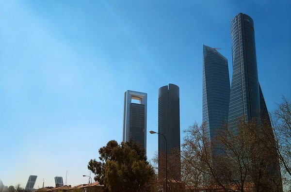 Vista de las cuatro torres de Madrid. Foto: Juan Lobo (CC BY-NC-ND 2.0)