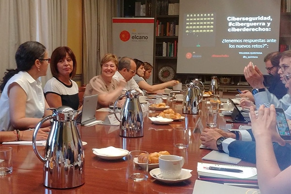 16ª edición de #Elcano Talks con Yolanda Quintana. Foto: @txemavalenzuela.