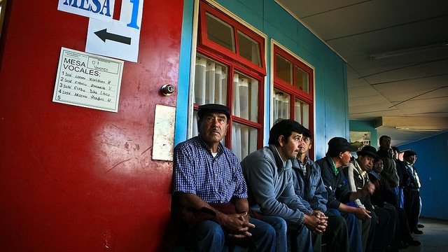 Imagen de las elecciones presidenciales chilenas de 2010. Foto: portafolio de Joaquín Vallejo (brutastuta.cl) (CC BY-NC-ND 2.0). Blog Elcano