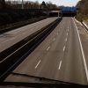 Pierde más que otros: Europa ante los desabastecimientos. Autopista alemana vacía en Colonia. Foto: Florian Schmetz @floschmaezz. Blog Elcano