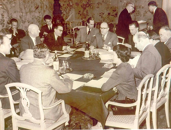 First meeting of the Commission of the European Economic Community in 1958. Photo: European Commission / Instagram. Blog Elcano