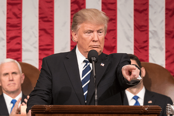 #First100Days: Trump, aprendiz de presidente. Foto: President Trump's First 100 Days / The White House.