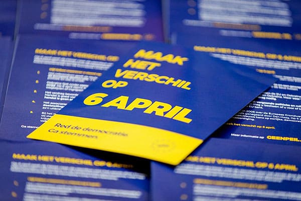 An odd Dutch referendum on the Ukraine. “No” campaign flyers of the GeenPeil initiative. Photo: GeenPeil Facebook Page. Elcano Blog