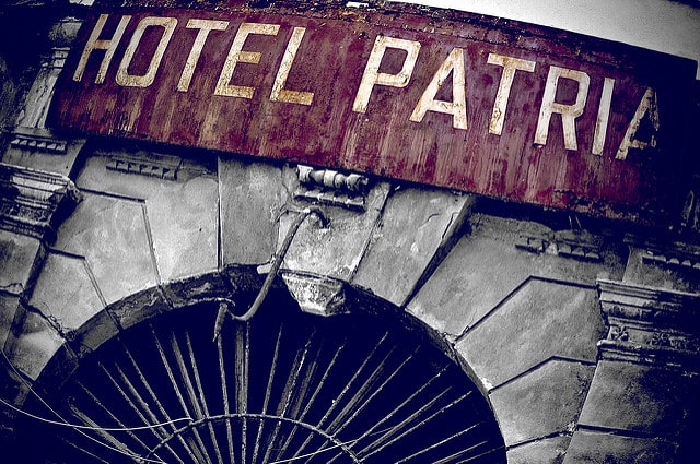 El desentierro de la nación. Hotel Patria (Palermo, Italia). Foto: Luca Savatierre / Flickr (CC BY-NC-ND 2.0). Blog Elcano