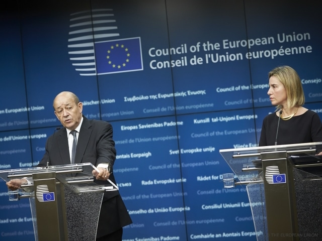 Jean-Yves Le Drian, French Minister of Defence; and Federica Mogherini, High Representative of the EU for Foreign Affairs and Security Policy ,at the 3426th Council of Foreign Affairs (Defence) on 17 November 2015. Photo: The European Union (Non Commercial Use).. Elcano Blog