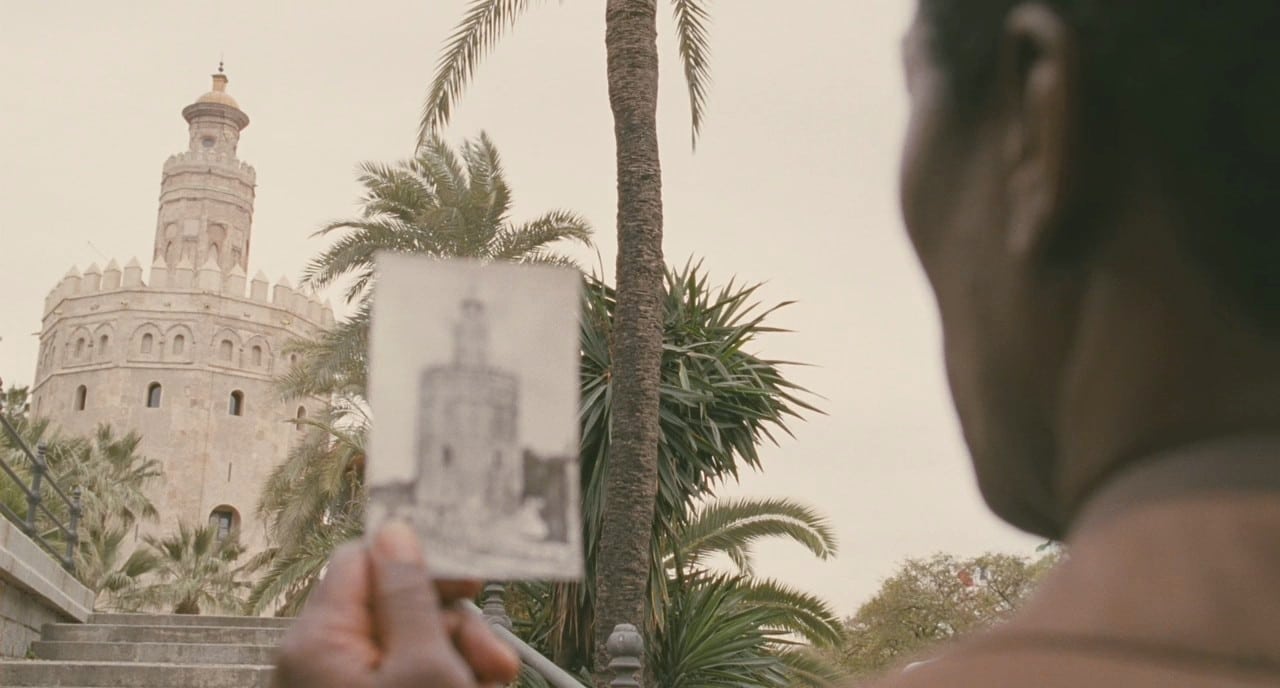 Fotograma de la película "Los límites del control" (2009)