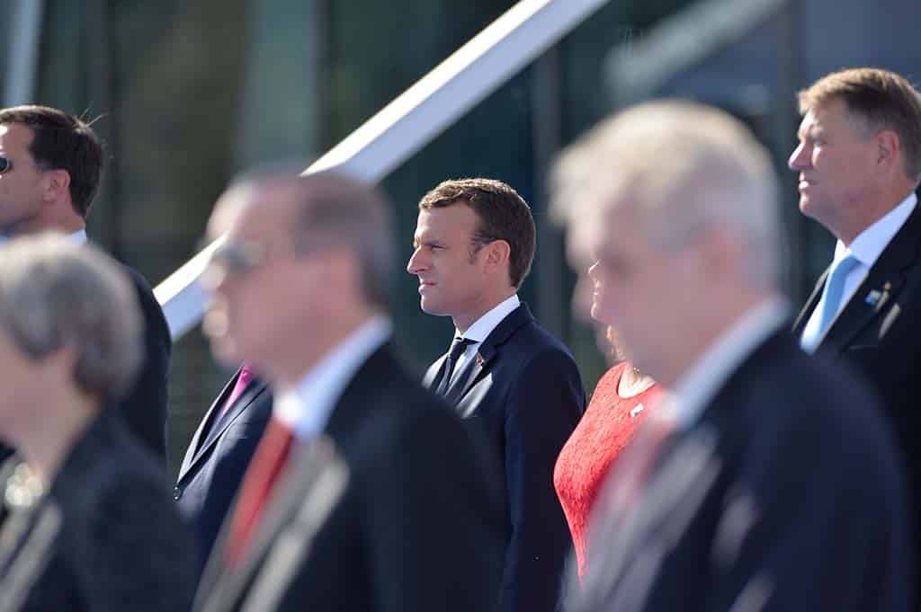 El presidente Macron y la “muerte cerebral” de la OTAN. Emmanuel Macron, presidente de Francia, en la reunión de jefes de Estado y de gobierno de la OTAN en Bruselas (2017). Foto: NATO North Atlantic Treaty Organization (CC BY-NC-ND 2.0)