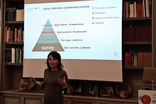 ¿Cómo integrar a la ciudadanía en el buen gobierno?. 18ª edición de #ElcanoTalks con Nagore de los Ríos. Foto: @quiet_analysis. Blog Elcano