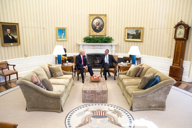 Encuentro entre Barack Obama y Donald Trump en el Despacho Oval (10/11/2016). Foto: The White House / Pete Souza. Blog Elcano