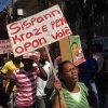 Manifestaciones tras las elecciones de 2015 en el departamento de Jacmel, Haití. Foto: Georgia Popplewell / Flickr vía Global Voices. Licencia Creative Commons Reconocimiento-NoComercial-CompartirIgual. Blog elcano