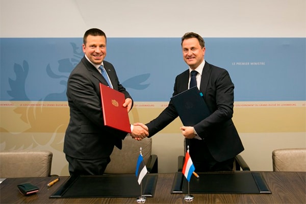 Embajadas de datos. Jüri Ratas y Xavier Bettel. Foto: Ave Tampere / Republic of Estonia Government. Blog Elcano