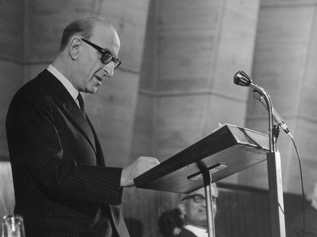 Raymond Aron, miembro del Instituto Francés (8/5/1968). Foto: ©UNESCO / Dominique Roger (CC BY SA 3.0).