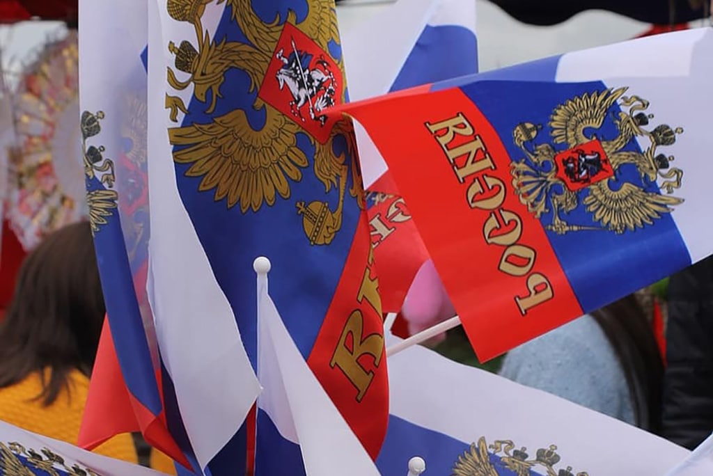 Elecciones regionales en Rusia. Banderas de la Federación Rusa. Blog Elcano