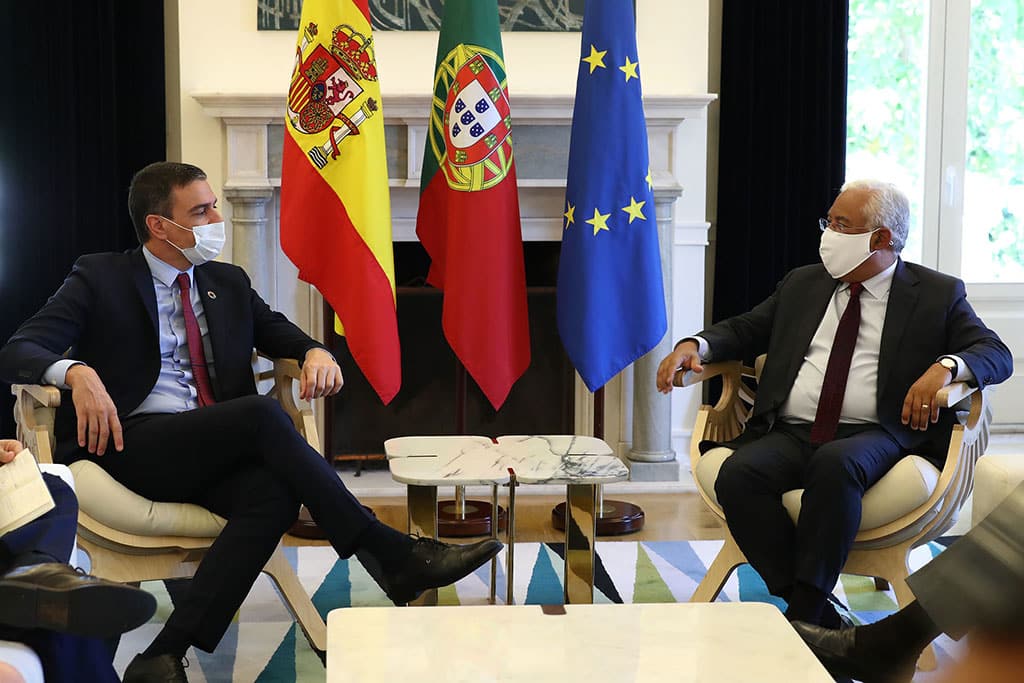 Fronteras y Schengen: la importancia de los buenos ejemplos. Encuentro entre Pedro Sánchez, presidente del Gobierno de España, y Antònio Costa, primer ministro de la República Portuguesa (6/7/2020). Foto: La Moncloa - Gobierno de España (CC BY-NC-ND 2.0). Blog Elcano