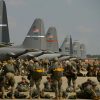 Cost Plus 50. Soldados de EEUU y Canadá en la base aérea de Ramstein, Alemania. Foto: U.S. Department of Defense Current Photos (DoD photo by Staff Sgt. Tim Chacon, U.S. Air Force/Released) (United States government work).