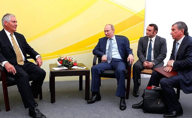 Rex Tillerson y Vladimir Putin. Foto: Kremlin.ru (CC BY 4.0). Blog Elcano