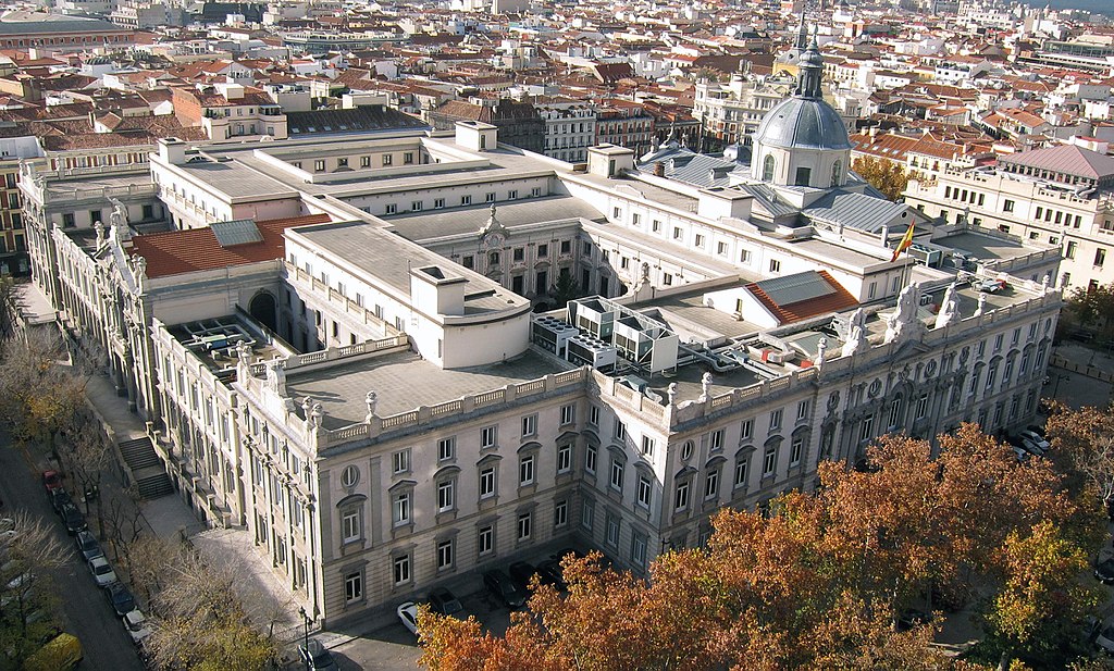 El funcionamiento del sistema judicial como condicionante de la competitividad. Edificio del Tribunal Supremo en Madrid. Foto: FDV (CC BY-SA 3.0) Blog Elcano