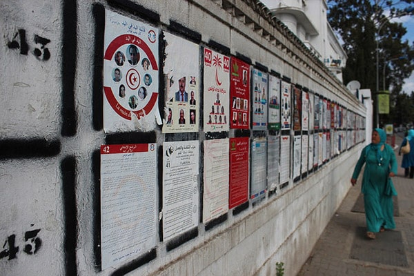 Carteles electorales de las pasadas elecciones legislativas en Túnez (2014). Foto: Amine GHRABI (CC BY-NC 2.0). Blog Elcano