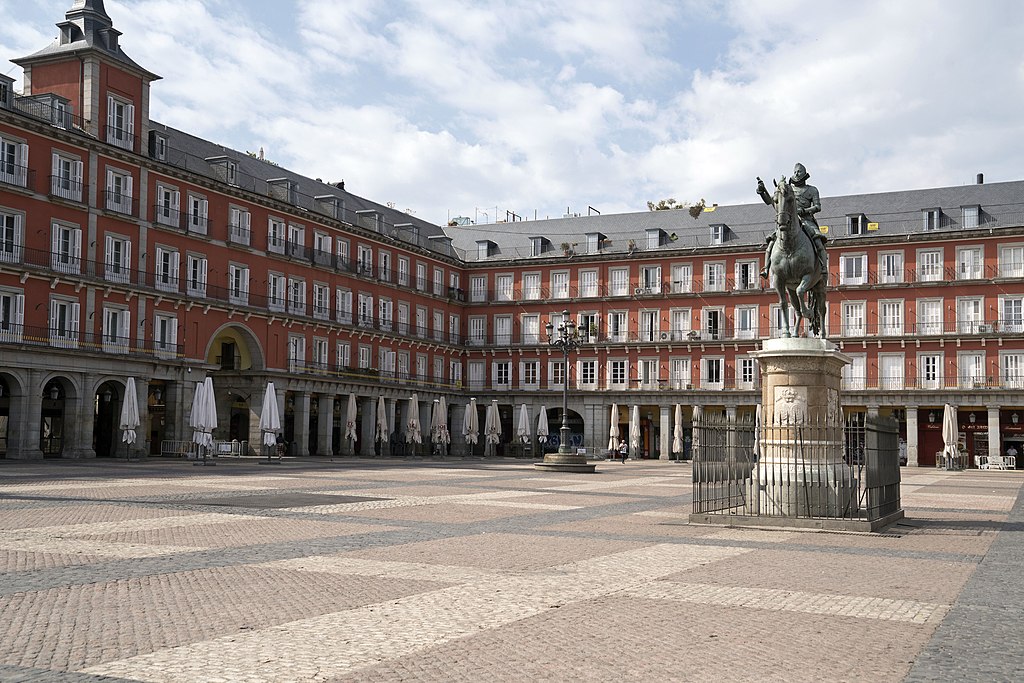 Madrid’s Plaza Mayor after the lockdown to combat the coronavirus pandemic (15/3/2020). Photo: Nemo (Wikimedia Commons / CC BY-SA 4.0). Elcano Blog