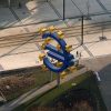 Euro sign at the ECB headquarters in Frankfurt (Germany). Photo: jo.sau / Flickr. Creative Commons License Attribution 2.0 Generic. Elcano Blog.