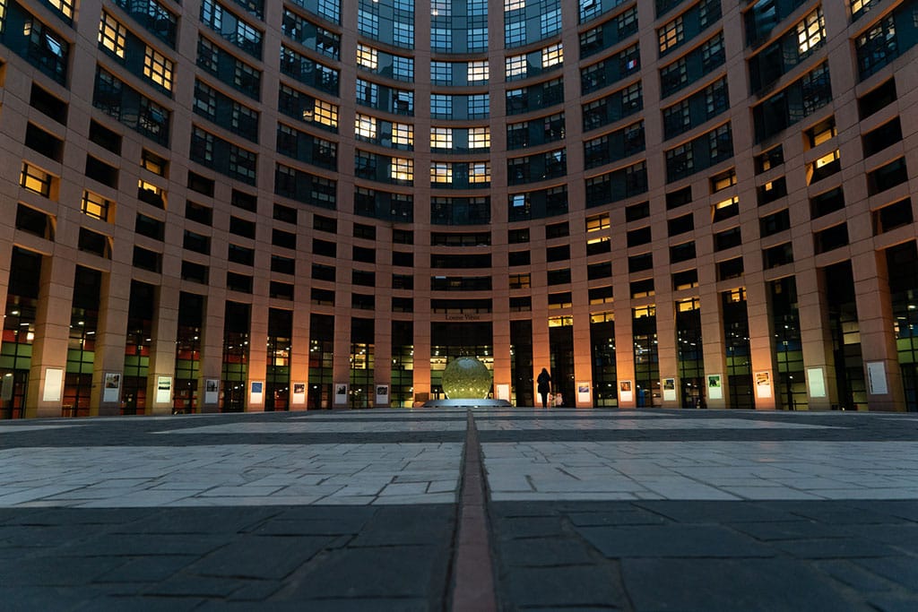 Europe’s choice: what lies ahead? Morning twilight at the European Parliament. Photo: © European Union 2018 - European Parliament (CC BY-NC-ND 4.0).