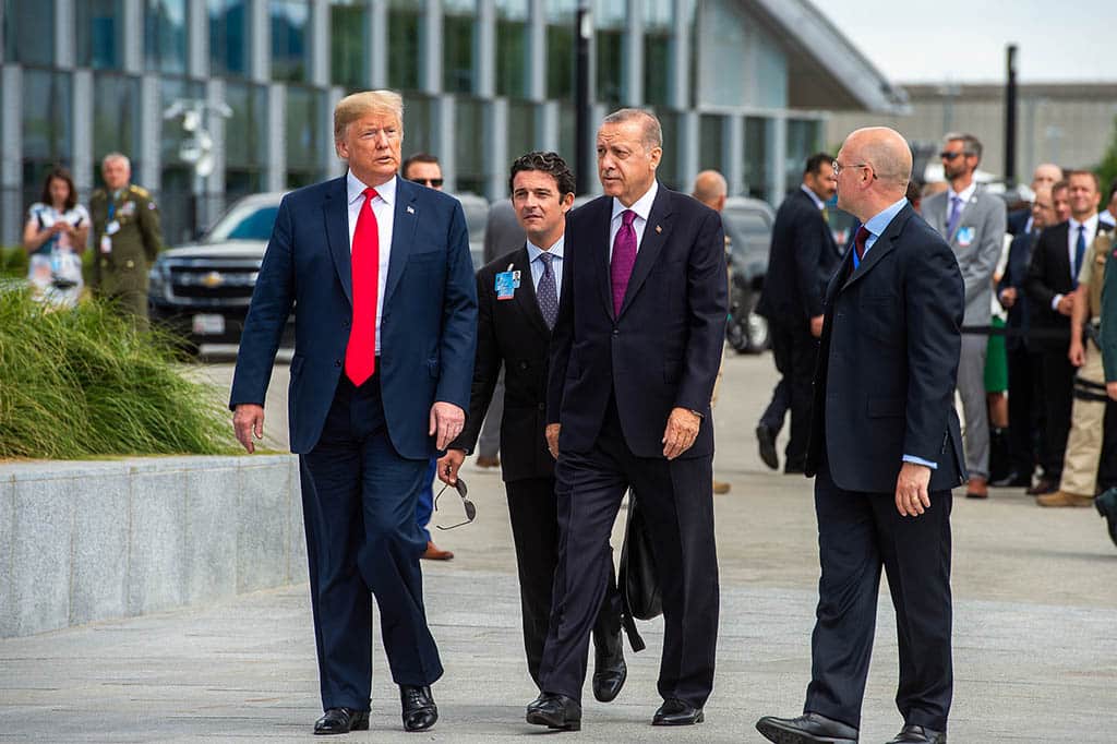 When strongmen personalise foreign and security policy: the US and Turkey. Donald Trump (US President) and Recep Tayyip Erdogan (President of Turkey) at the NATO Summit 2018. Photo: NATO North Atlantic Treaty Organization (CC BY-NC-ND 2.0). Elcano Blog