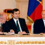 La guerra “no lineal” rusa. Victor Surkov y Vladimir Putin