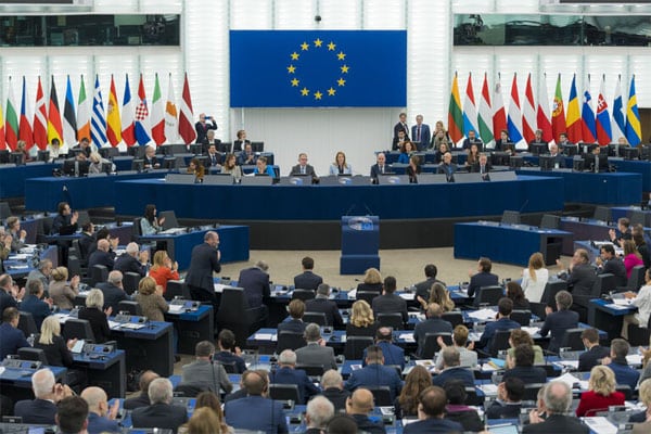 Sesión de votación en el pleno del Parlamento Europeo del martes 13/12/2022. Foto: Daina Le Lardic / © European Union 2022 - Source: EP