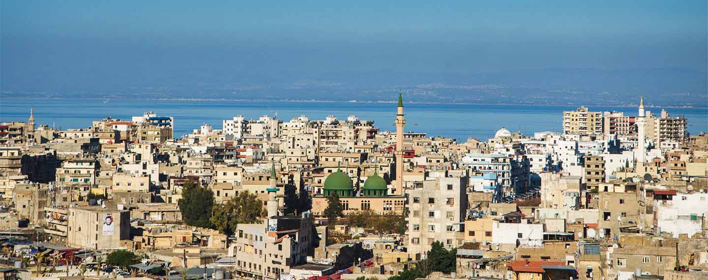 Recurrentes fracturas gubernamentales y dilemas de reconocimiento internacional en Libia. Foto panorámica de Trípoli, capital de Libia, en 2016