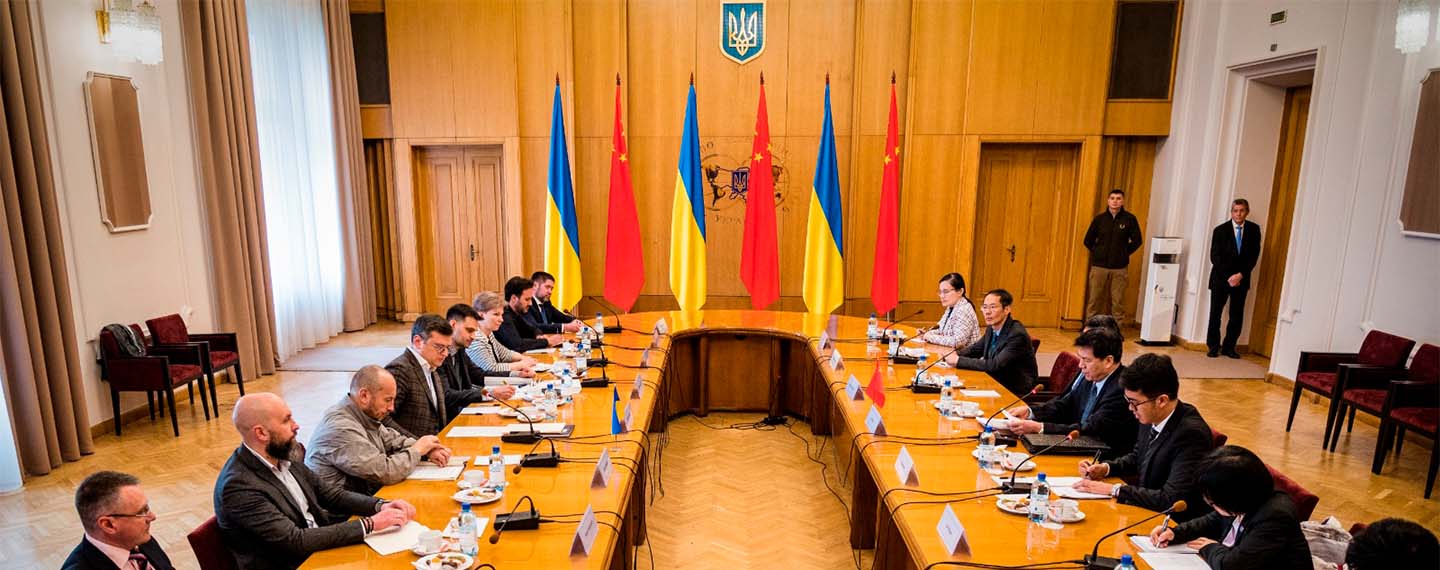 Dmytro Kuleba met with Li Hui to stop Russian aggression. 17 May 2023