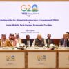 Sur global. Panel en primer plano de los participantes en el evento sobre la Asociación para la Infraestructura y la Inversión Mundiales y el Corredor Económico India-Oriente Medio-Europa realizado durante la Cumbre del G20 en Nueva Delhi en septiembre de 2023. Sentados de izquierda a derecha: Giorgia Meloni, Ursula von der Leyen, Mohamed bin Salman, Narendra Modi, Joe Biden y Mohamed bin Zayed Al Nahayan