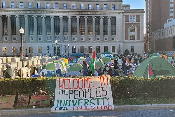Acampada de las protestas de los estudiantes en la Universidad de Columbia en Nueva York 22/04/2024). Foto: عباد ديرانية (Wikimedia Commons / CC0)