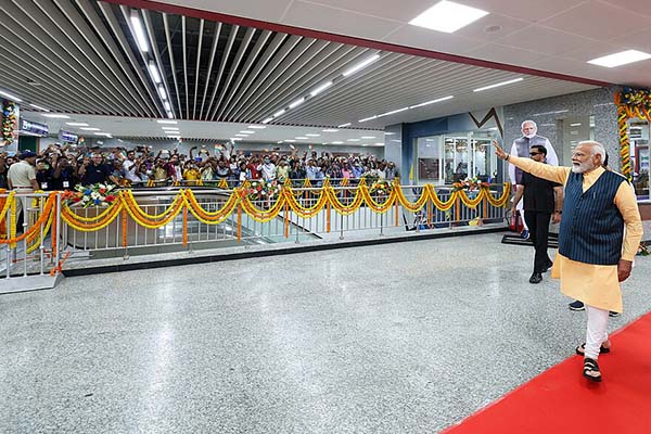 Narendra Modi, primer ministro de India, durante la inauguración de múltiples proyectos de conectividad en Calcuta (6/3/2024). Foto: Prime Minister's Office (Wikimedia Commons / GODL-India)